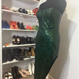 NWOT Glamorous Strapless Green Sequin Dress